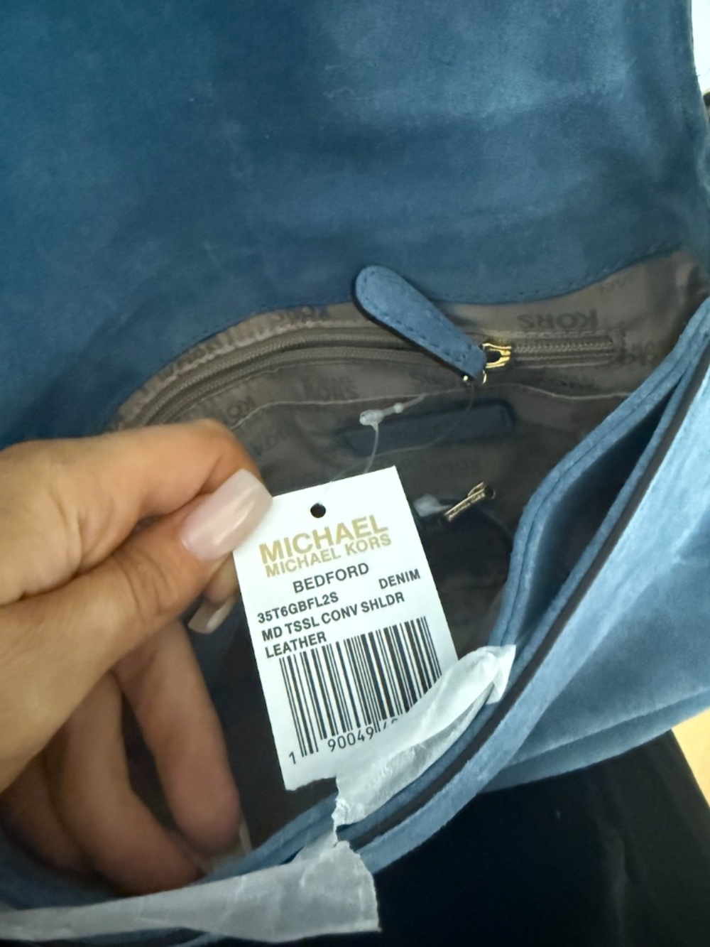 Michael Kors Bedford Bag in Baby Blue Suede NWT - Picture 5 of 10